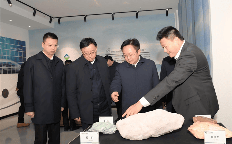 ������ί�������ǿһ��ݰ�ٰ���������ָ������