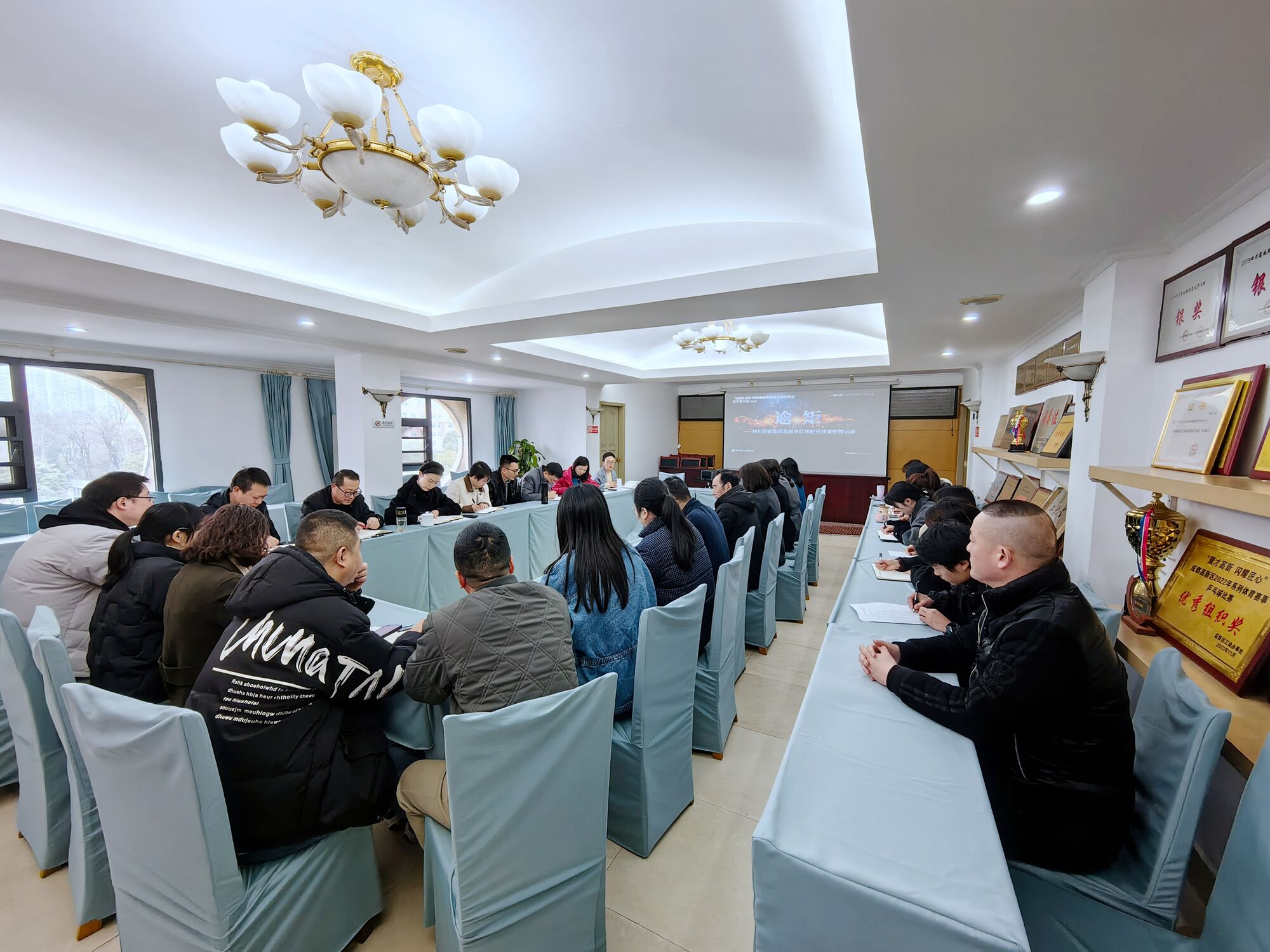 �԰�Ϊ��ǿ���� ѧ˼����̸����