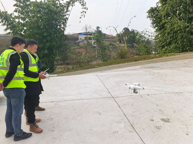 �ڽ�Ч�ʹ���չ���˻�����ʵ����ѵ