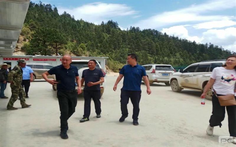 ��������ί�򵼴��ӵ�����һ����ż�ƺ����Ŀ����չ�徲��������