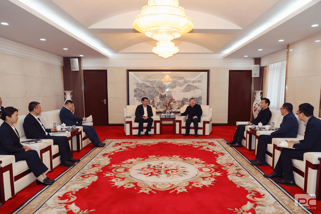 ���Ÿ�������ί��̸����